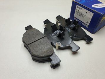 Колодки гальмівні передні HI-Q SP1573 фото